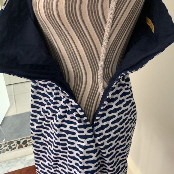 Ellen & Ollie Size 10 One Shoulder Dress - Picture 8 of 10